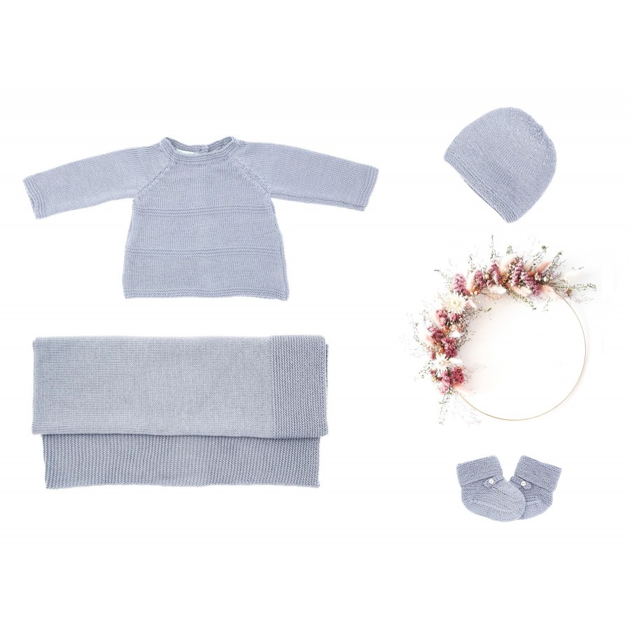 trousseau-naissance-tricoté-en-laine-mérinos-brassiere-couverture-bonnet-chaussons-cadeau-naissance 