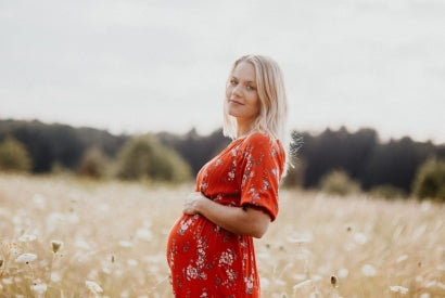 Grossesse : guide complet des neuf mois — développement, changements, nutrition et préparation