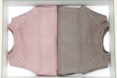 Brassière bébé : le guide complet pour la naissance et les premiers mois