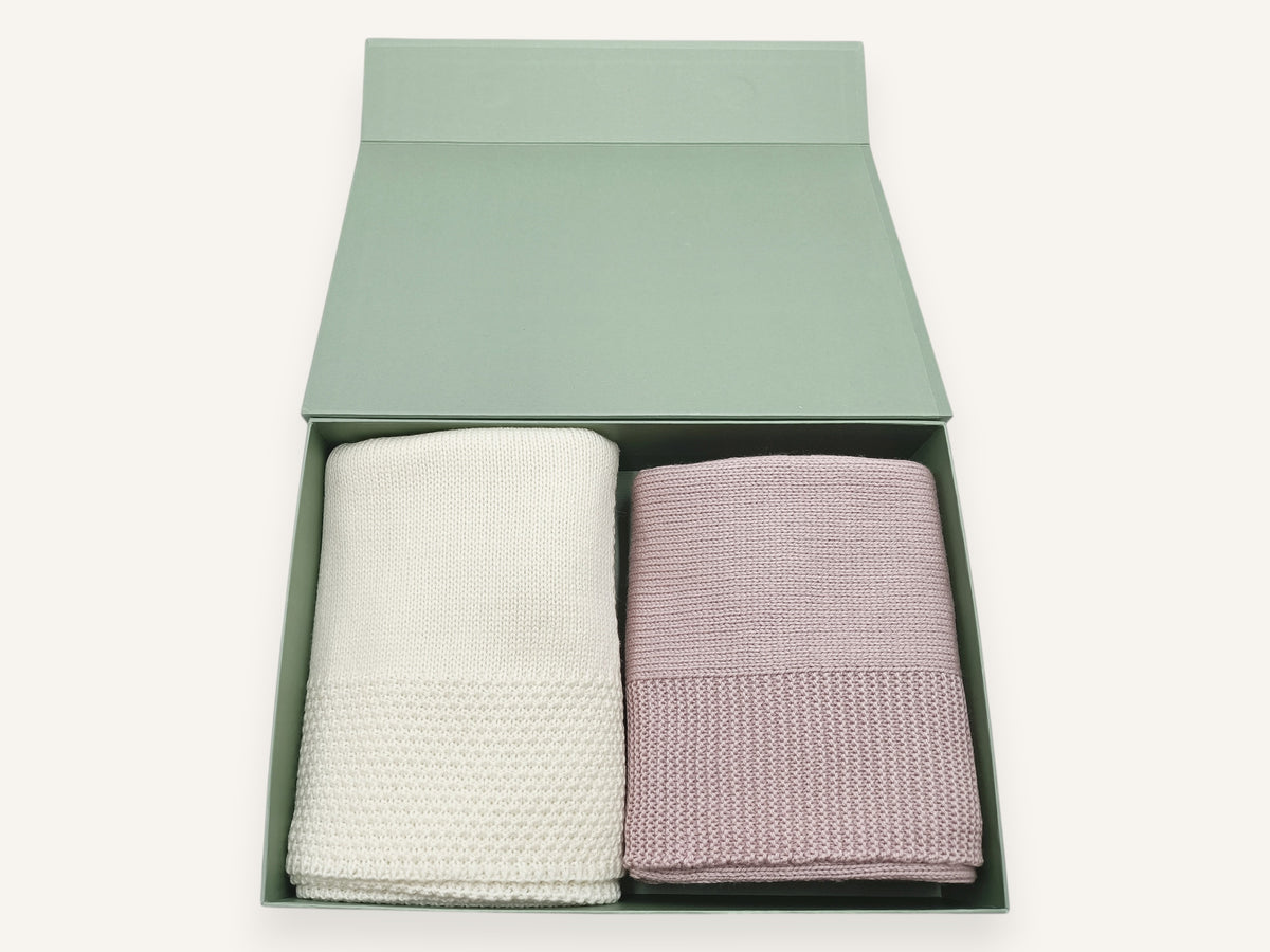 Geschenkset zwei Babydecken - Choupis - ecru et rose