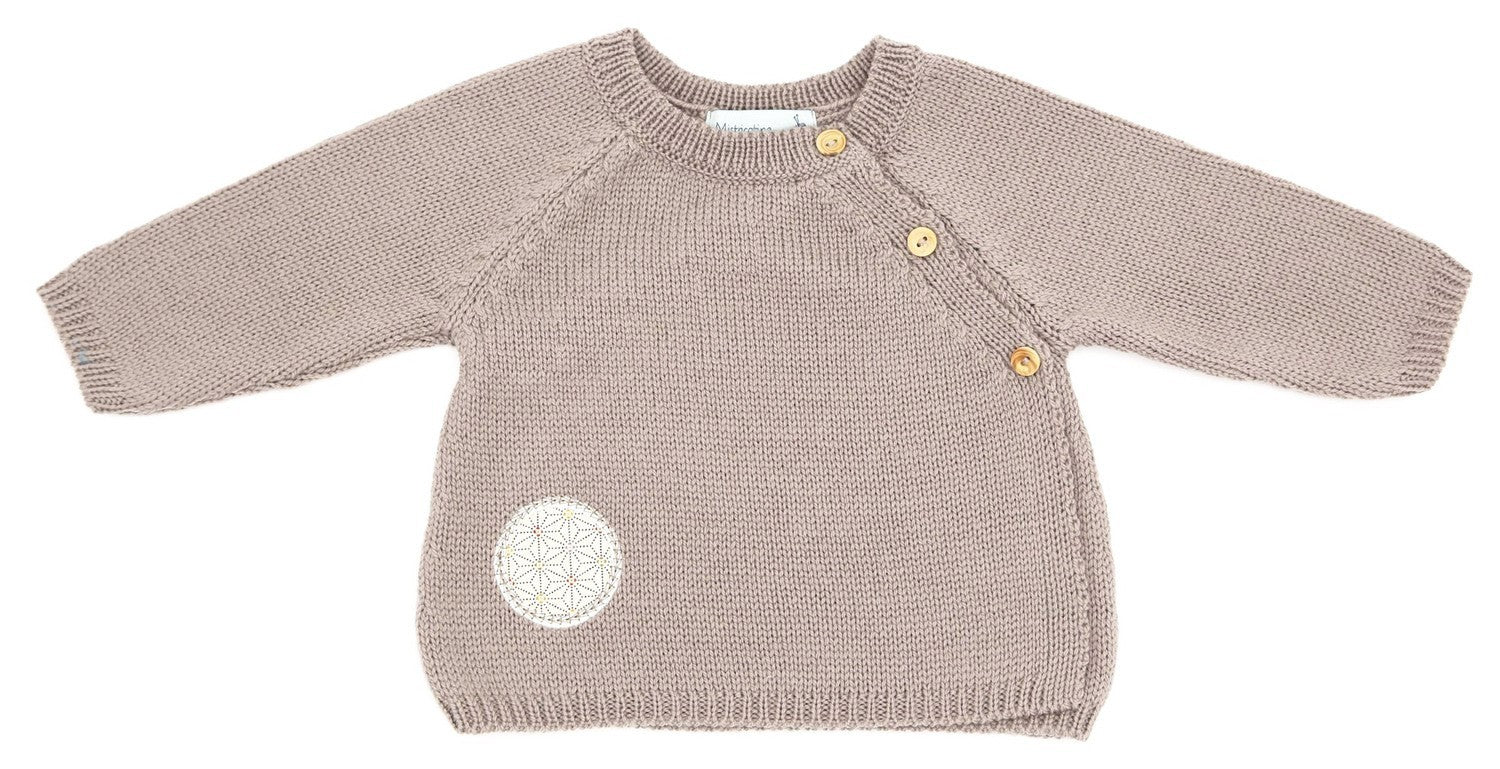 Brassière pour prématuré en laine mérinos taupe, tricotée en France