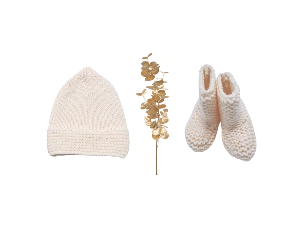 coffret bonnet et chaussons bébé laine mérinos écru tricotés main en point mousse