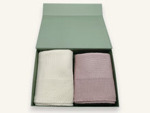 Coffret deux couvertures bébé en tricot - Choupis rose & écru