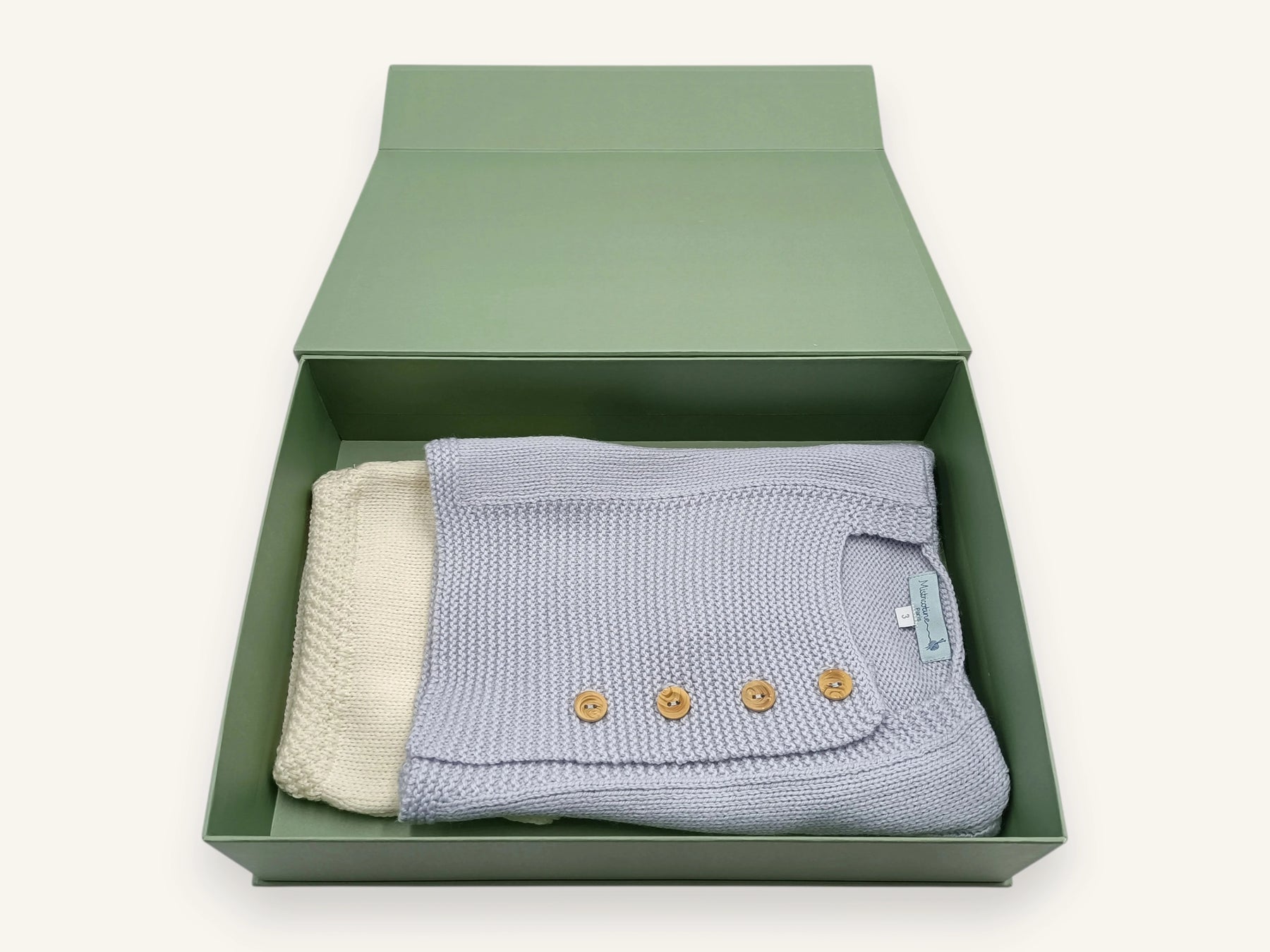 Tenue de naissance en tricot - Harmonie lilas & écru