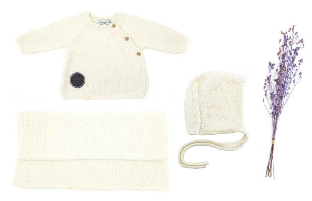 Coffret naissance Joli Coeur écru laine mérinos