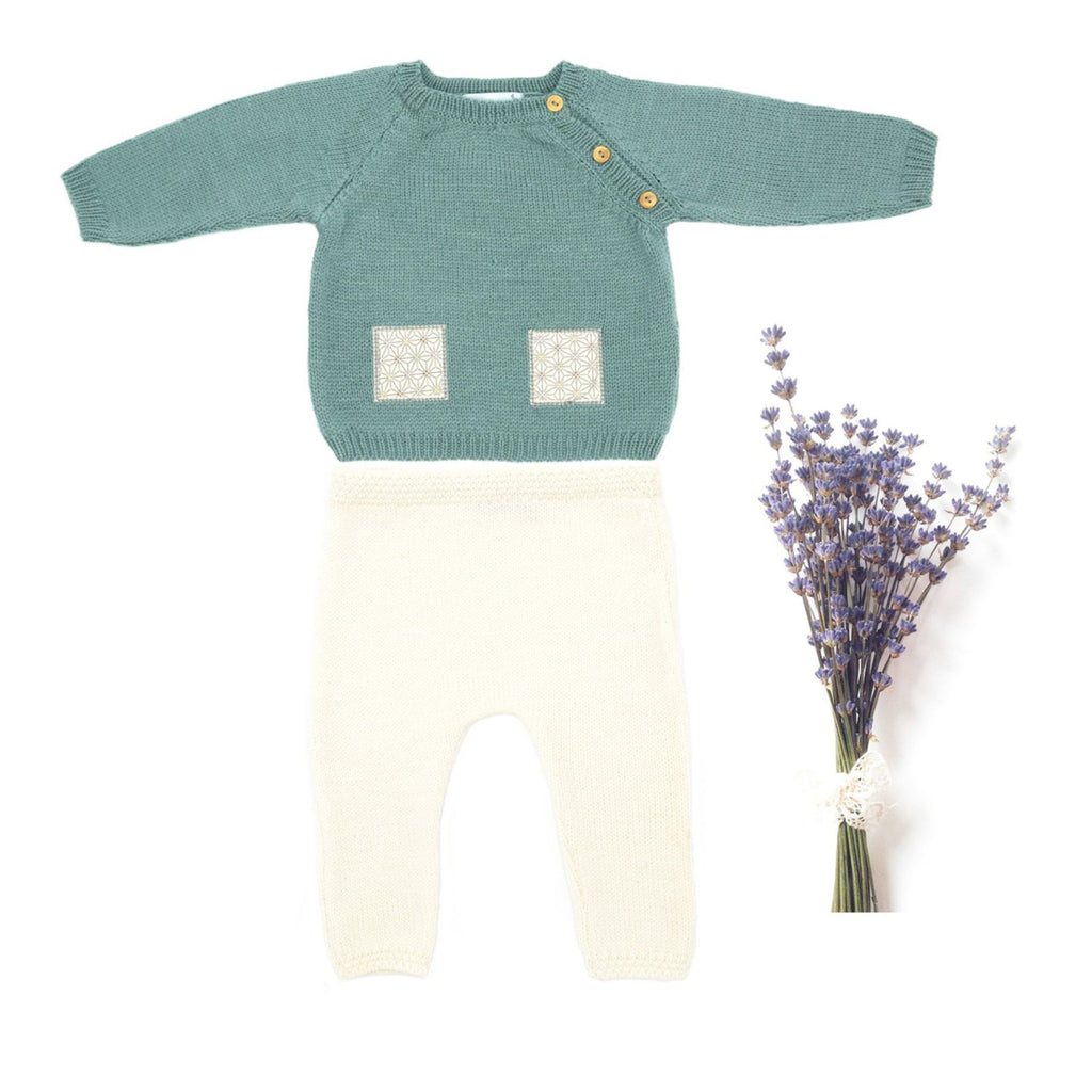 Ensemble bébé pull et pantalon vert et  écru en laine mérinos, tricoté en France