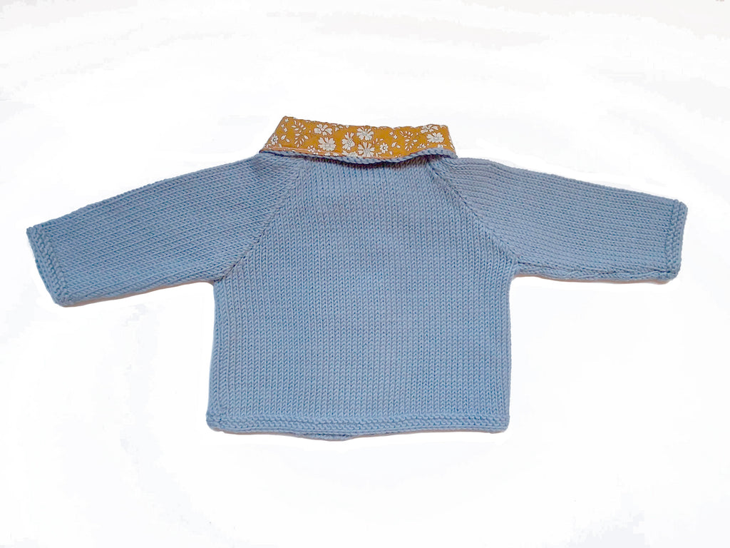 veste bébé en laine mérinos bleu tricotée en France vue dos